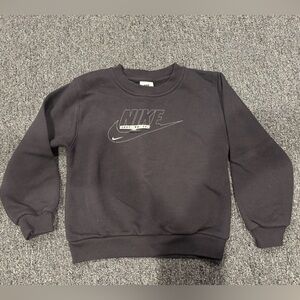 Nike Crewneck Sweatshirt Size 7